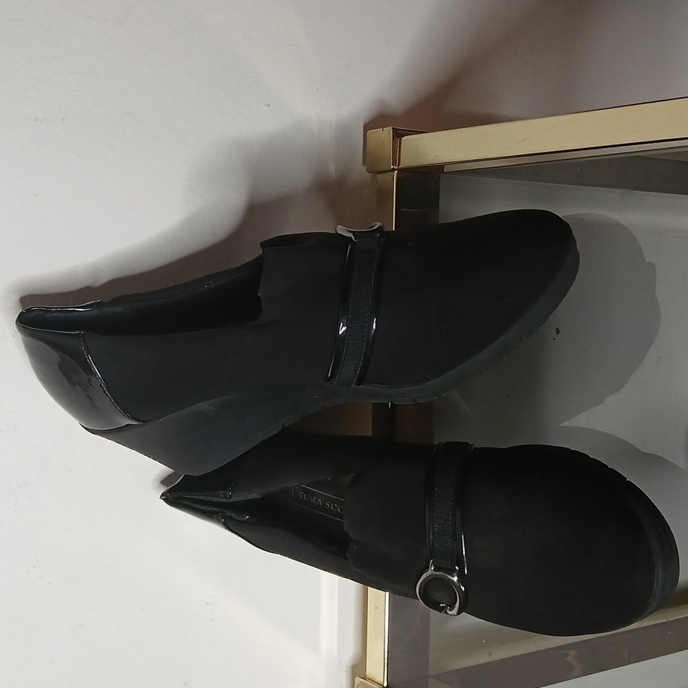 Laura Scott slip on Stephanie cloth wedge heels size 10m